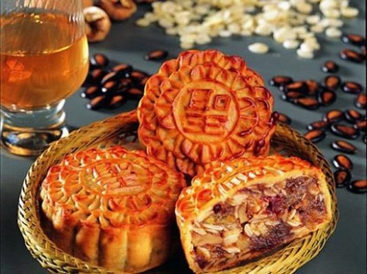 mau-banh-tai-cuoi-bakerry